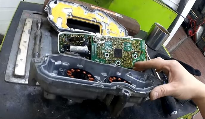 Ремонт электронных блоков управления АКПП - TCM MAZDA